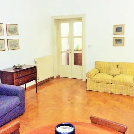 Cola Di Rienzo Flat 아파트